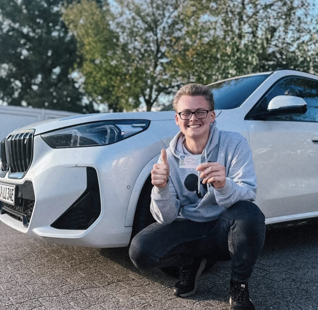 5b2fdd29 a9d6 4831 bc0f 30b52e6c0004